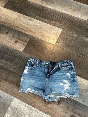 House of Harlow 1960 size 28 Distressed Light Blue Denim Shorts